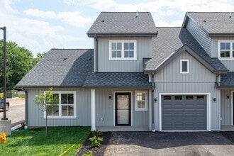 Building Photo - 1076 W 20th Ave