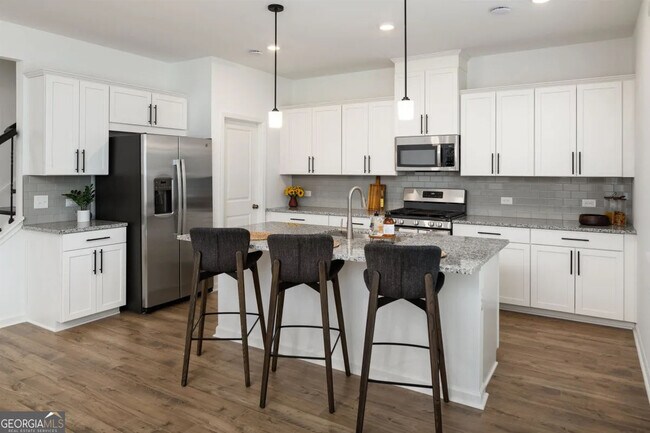 Building Photo - 1500 Wellston Dr