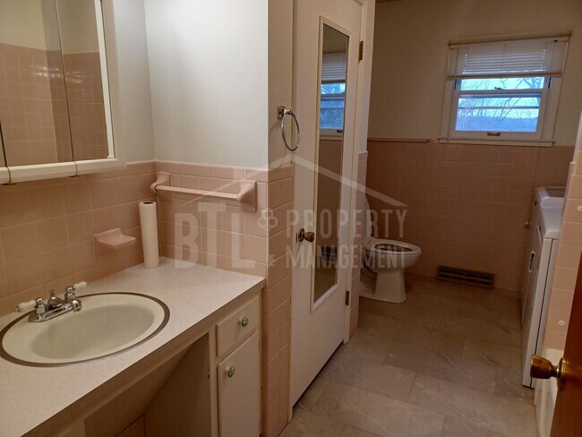 Building Photo - Great Home in Branson!