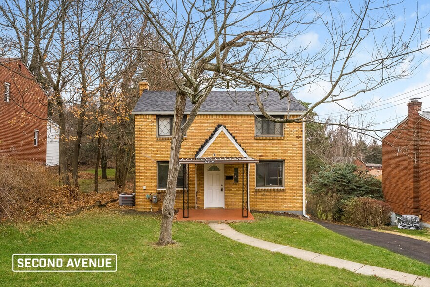 Primary Photo - 216 Grove Rd