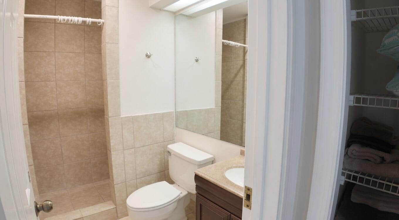 Building Photo - 13368 Bedford Mews Ct