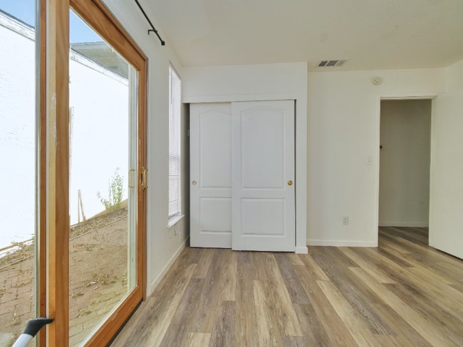 Building Photo - 1937 Gauguin Pl