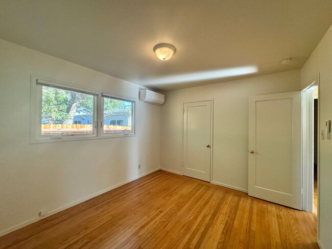 Building Photo - TENTATIVELY RENTED 2 Bedrooms 1 Bathroom C...