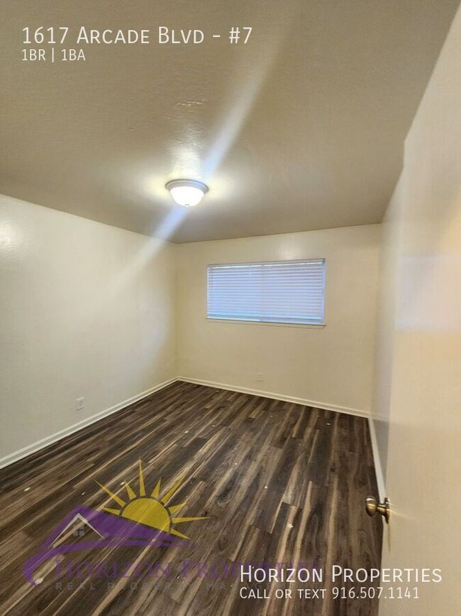 Building Photo - Cozy 1 Bed 1 Bath 700sqft Fourplex in Nort...