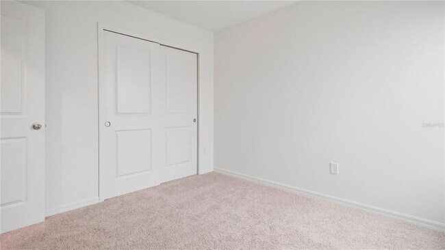Building Photo - 2942 Lavanda Dr