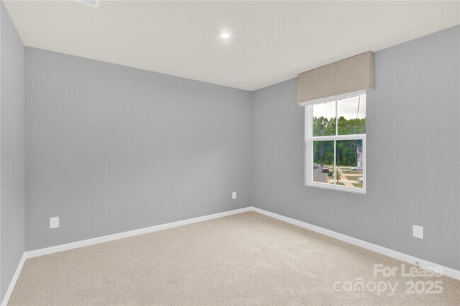 Building Photo - 3212 Coast Oak Rd
