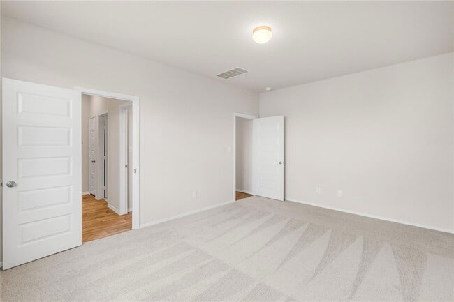 Building Photo - 2615 Towy Rd