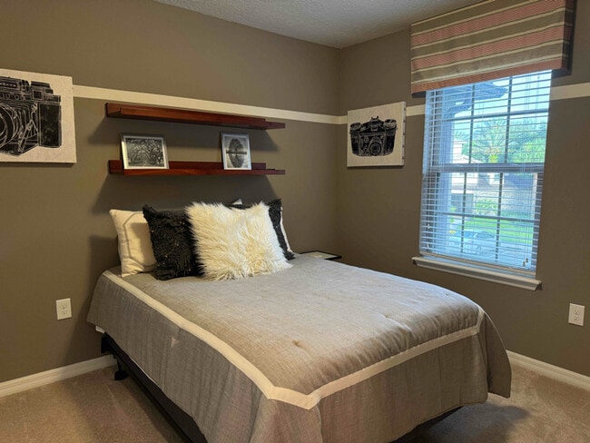 Building Photo - 6977 Heatherton Ct