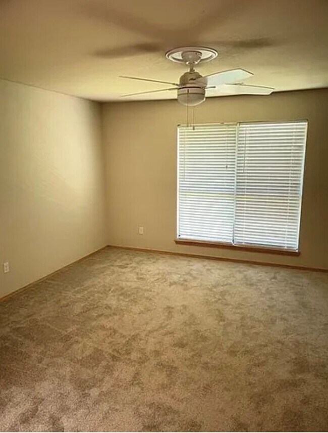 Building Photo - Nice 3 bedroom home in Fayetteville!