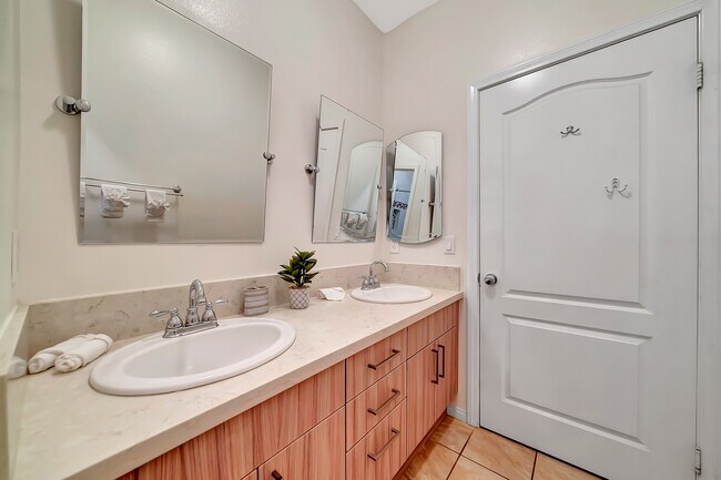 Building Photo - 19301 Lavi Ct