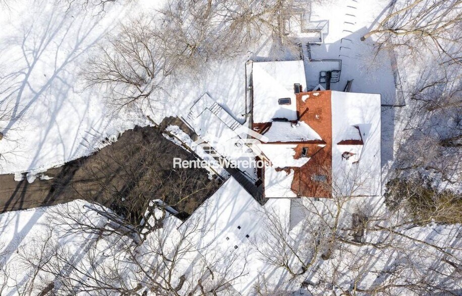 Building Photo - 2730 Orchard Ln