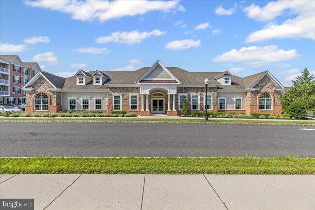 Building Photo - 224 Breeders Cup Dr