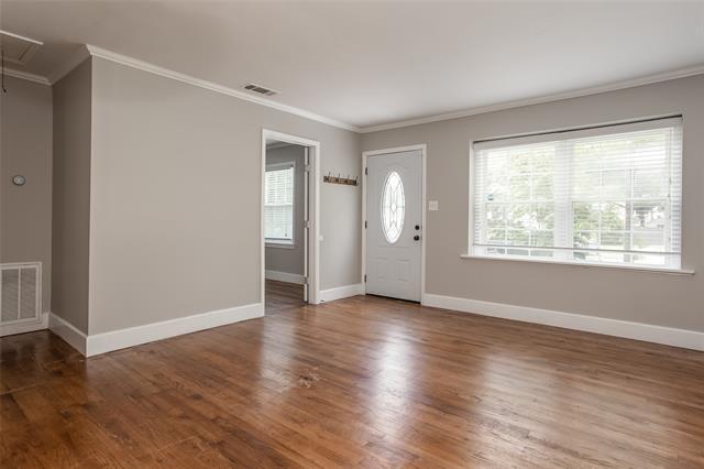 Building Photo - 5612 Birchman Ave