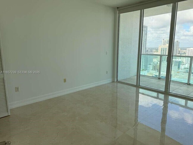 Building Photo - 31 SE 5th St