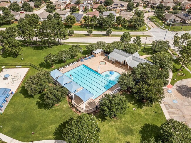 Building Photo - 15906 Arapaho Bend Ln