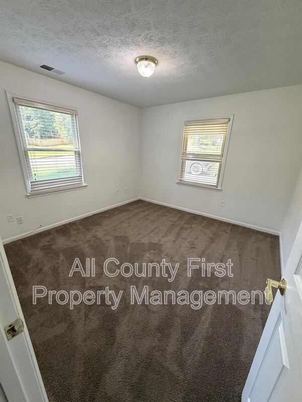 Building Photo - 170 Port Antonio Ct SW