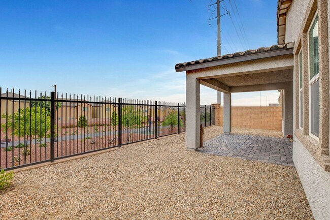 Building Photo - Beautiful Energy Star Home in Skye Hills