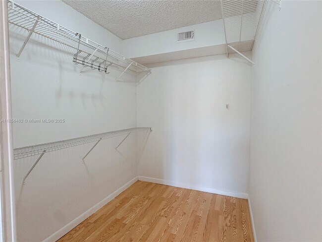 Building Photo - 9055 Wiles Rd