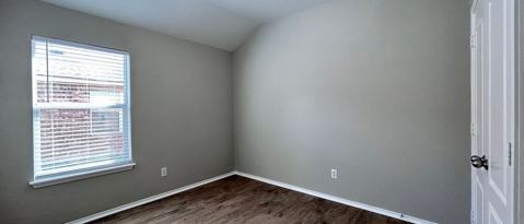 Building Photo - 2037 Rachel Ln