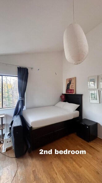 Building Photo - 148 Cat Rock Rd