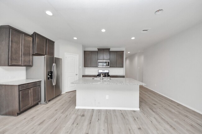 Building Photo - 3305 Jagged Crow Ln