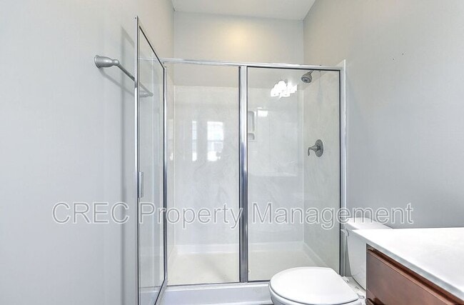 Building Photo - 9657 Spencer Woods Rd