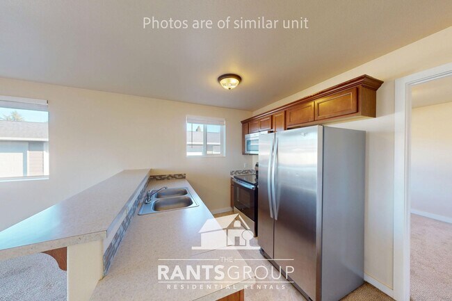 Building Photo - 2 Bedroom in the heart of Yelm!