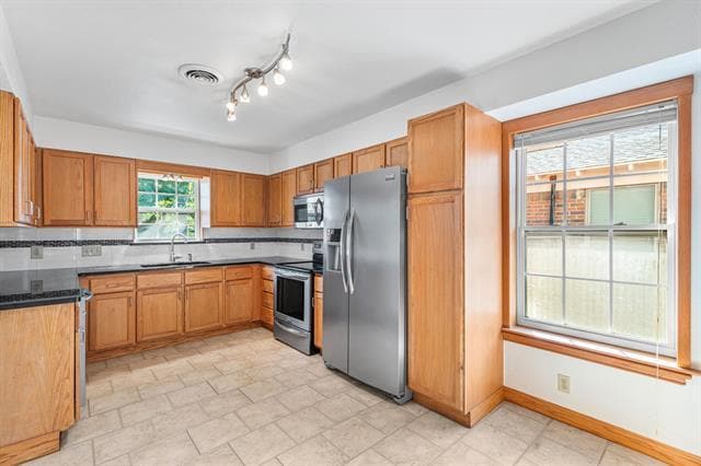 Building Photo - 3042 Newcastle Dr