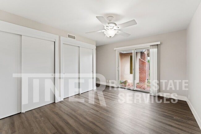 Building Photo - 6612 Modesto Dr