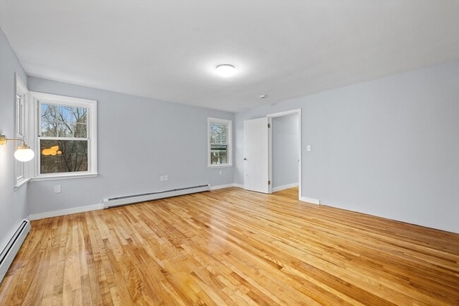 Building Photo - 656 Grove St