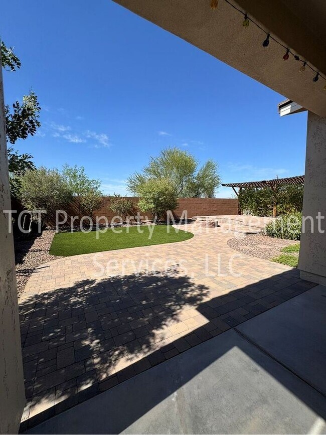 Building Photo - Beautifully Upgraded Home in Sedella Community