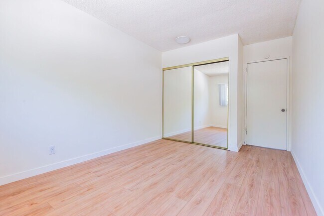 Building Photo - 15th Street Residences