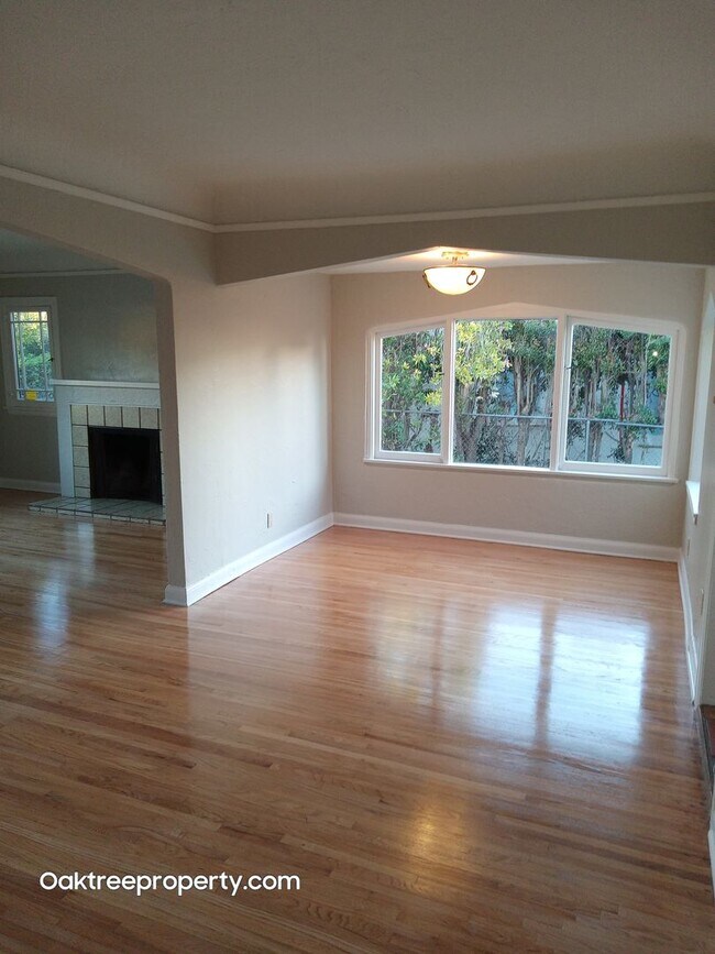 Building Photo - Coming Soon Charming 2-bedroom, 1-bathroom house with 2 car garage and spacious yard