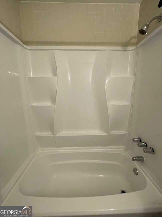 Building Photo - 1088 Riva Ridge Dr NW