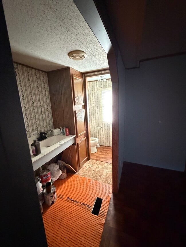 Building Photo - 157 Goodlett Dr