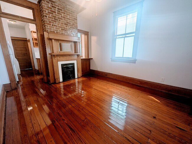 Building Photo - 4307 S Carrollton Ave