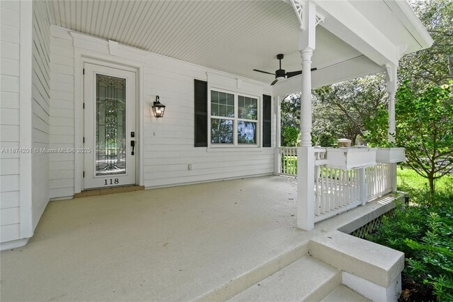 Building Photo - 118 Barbados Dr
