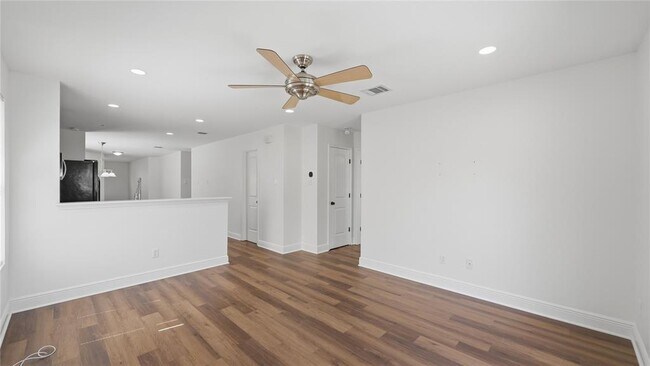 Building Photo - 11309 Autumn Ash Dr