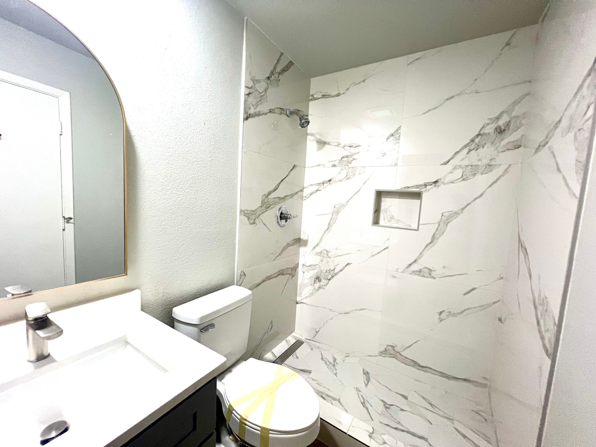 Building Photo - 2407 Ventura Dr