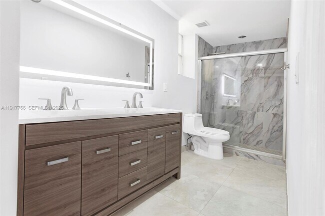 Building Photo - 6670 NW 114th Ave