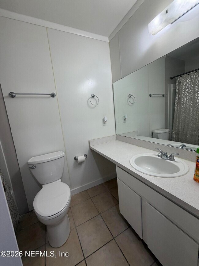 Building Photo - 396 Regency Wood Dr