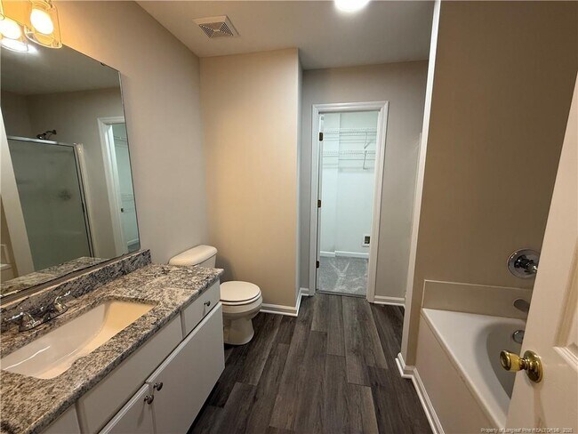 Building Photo - 340 Bubble Creek Ct