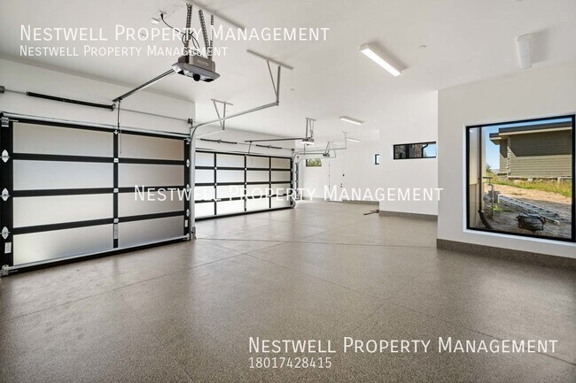 Building Photo - Brand New Luxury Home in Woodland Hills