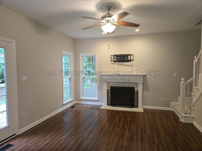 Building Photo - 8500 Clivedon Dr