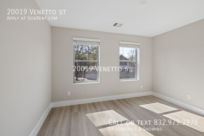 Building Photo - 20019 Venetto St