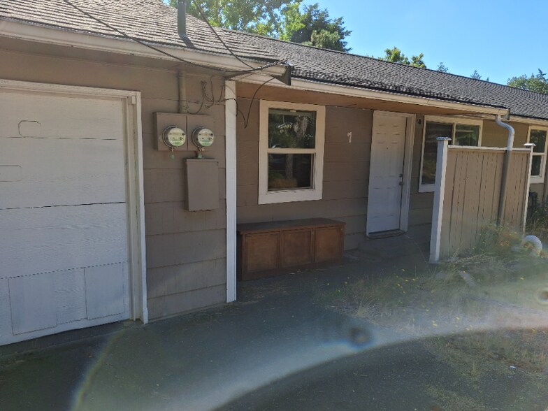 Primary Photo - 3276 92nd St S