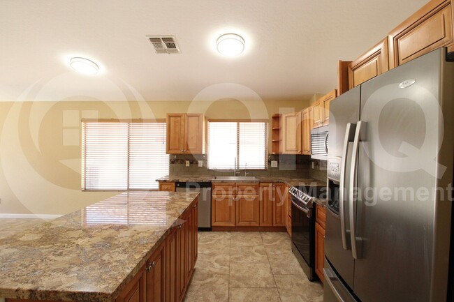 Building Photo - 10559 E Morning Star Dr