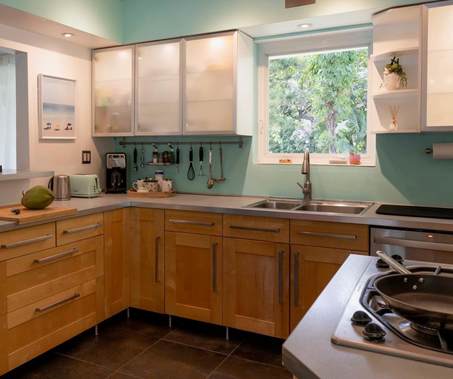 Building Photo - 750 NE 120th St