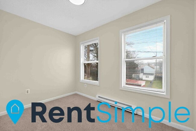 Building Photo - 432 Chase St