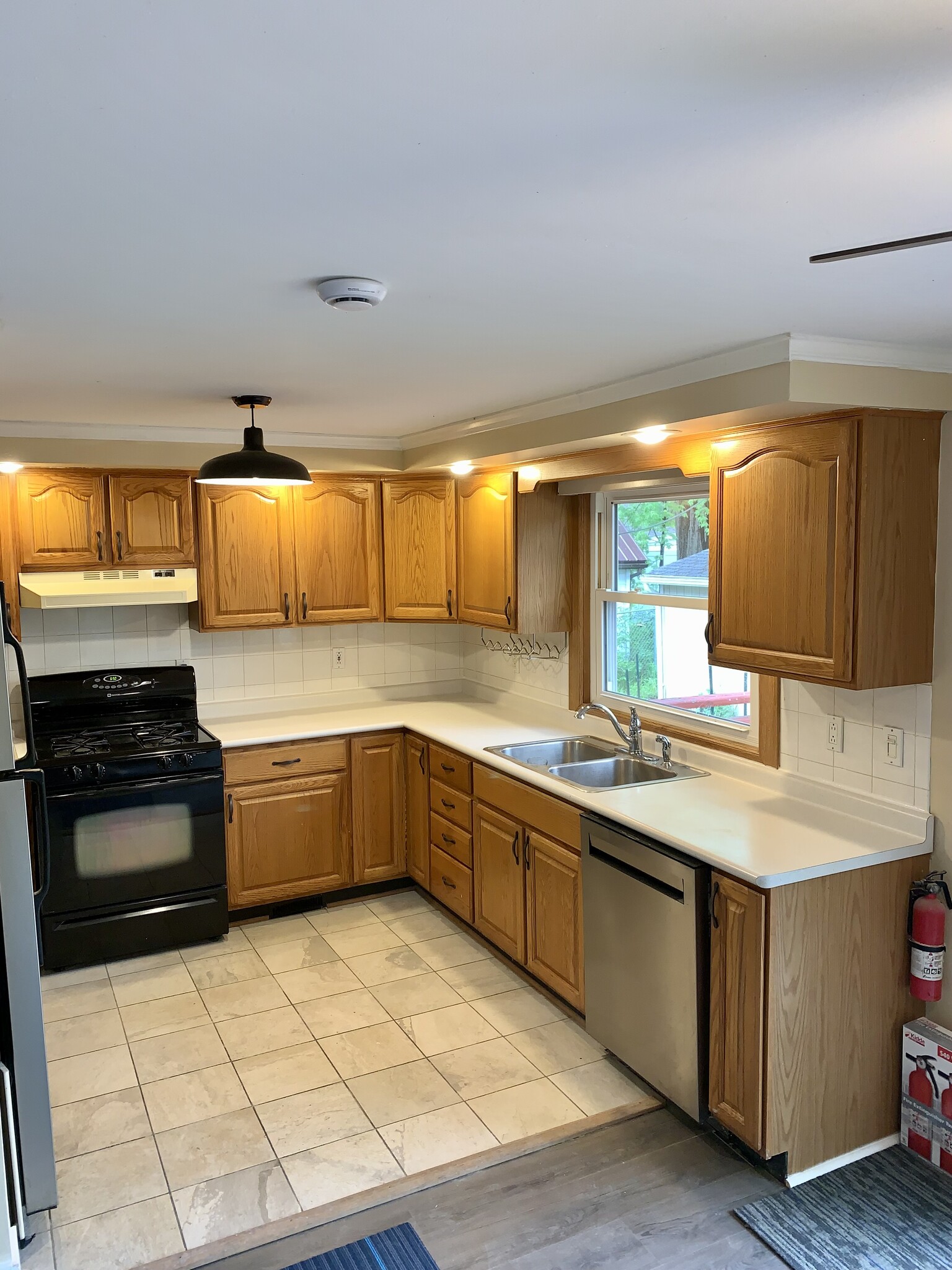 Kitchen - 7127 Boston State Rd